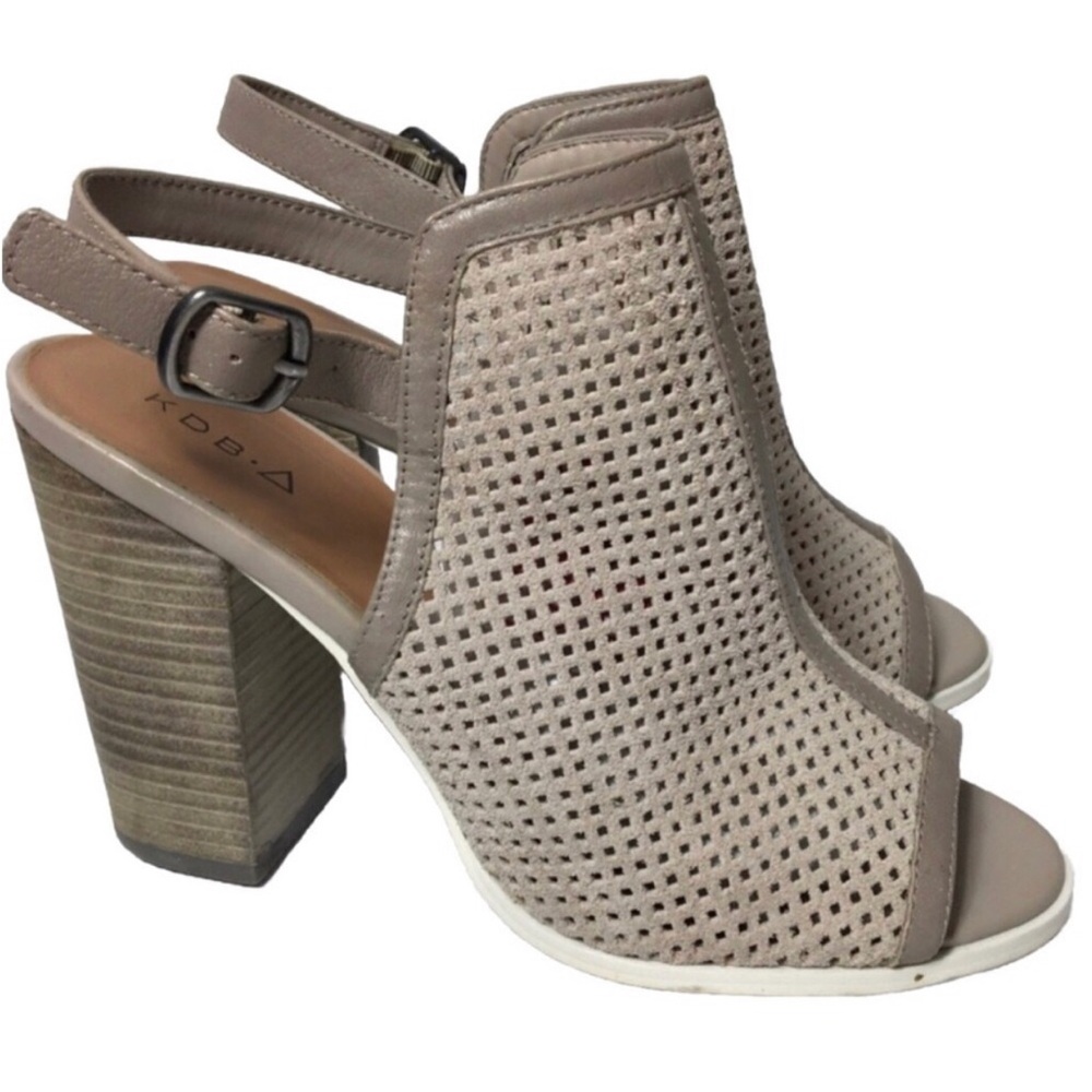 Kelsi Dagger Anthropologie peep toe block heels. Size 9.5.